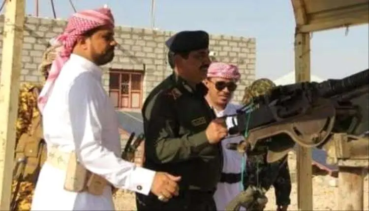 تصدع خطير في المجلس الرئاسي.. وزير الداخلية يقود م...