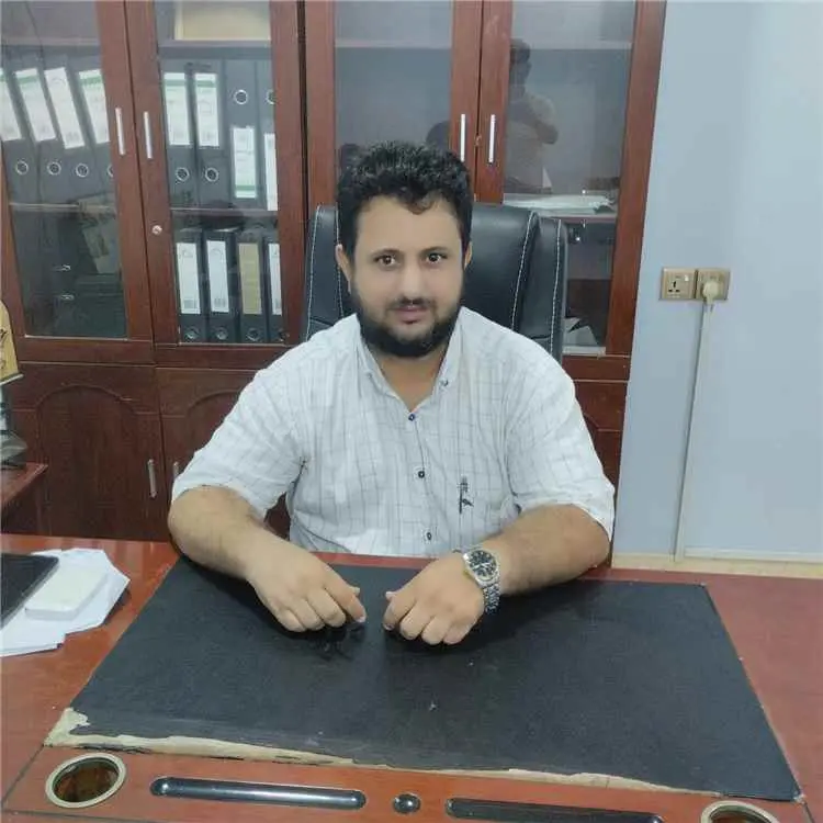 رئيس مكتب النقل الثقيل بعدن يدعو إلى تنظيم الأحواش...
