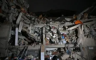 32 قتيلا على الأقل وأكثر من 700 جريح جراء الزلزالين في فنزويلا