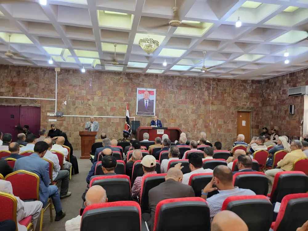 تنفيذي تعز يناقش تقارير الأداء في المجالات الخدمية والأمنية