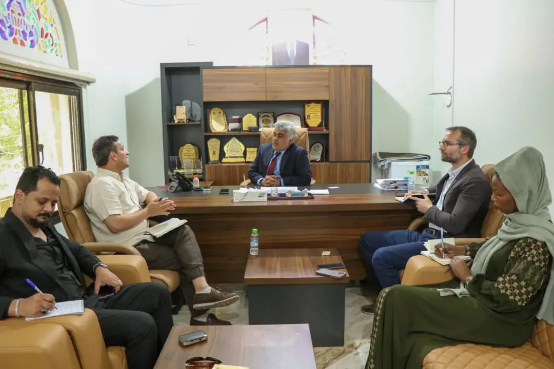 نائب وزير التخطيط يبحث مع شركاء الأمن الغذائي سبل...