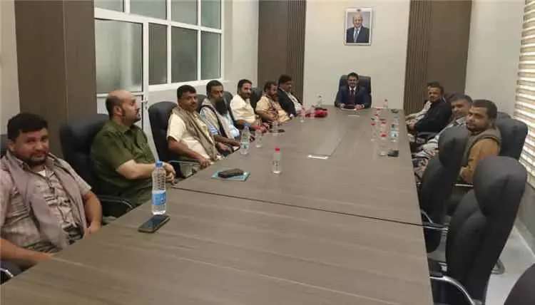 اجتماع موسع  لمناقشة آلية تنظيم توزيع مادة الغاز و...