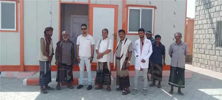 مدير عام الملاح يفتتح مشروع تأهيل الوحدة الصحية وإ...