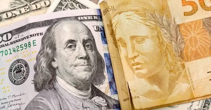 خفض الفائدة يضغط على الأصول البرازيلية ويهبط بالري...