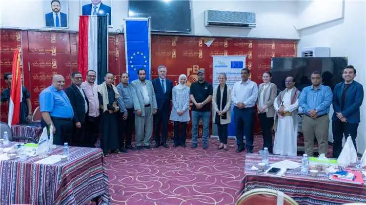 سفير الإتحاد الأوروبي وسفيرة هولندا يطلعان على مشر...