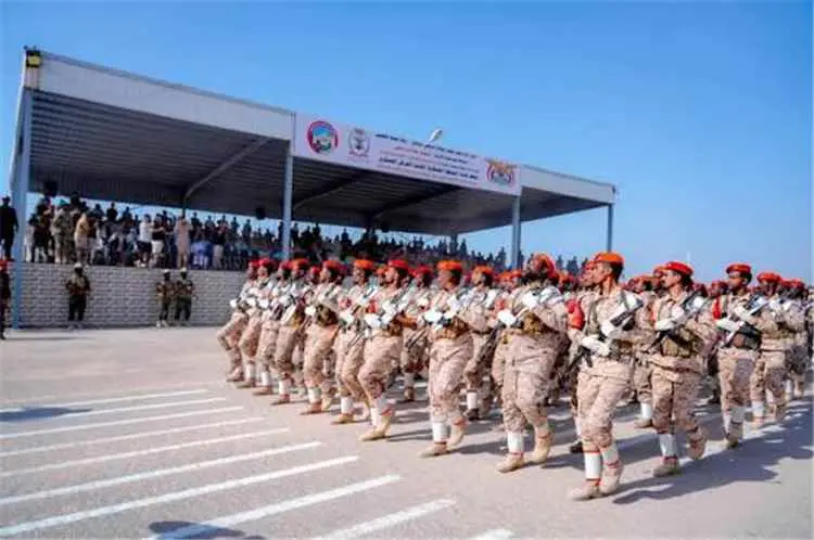 ضباط وصف ضباط المنطقة العسكرية الثانية يناشدون الق...