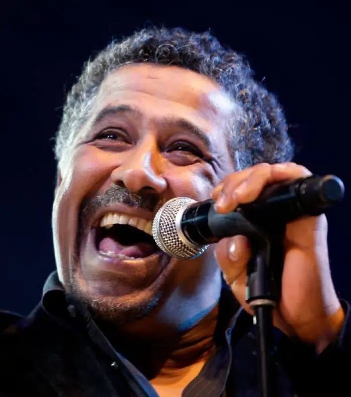 الشاب خالد يجذب الآلاف إلى منصة جديدة في مهرجان مو...