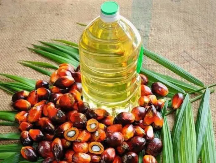 عقود زيت النخيل الماليزي تغلق عند أعلى مستوى في 3...