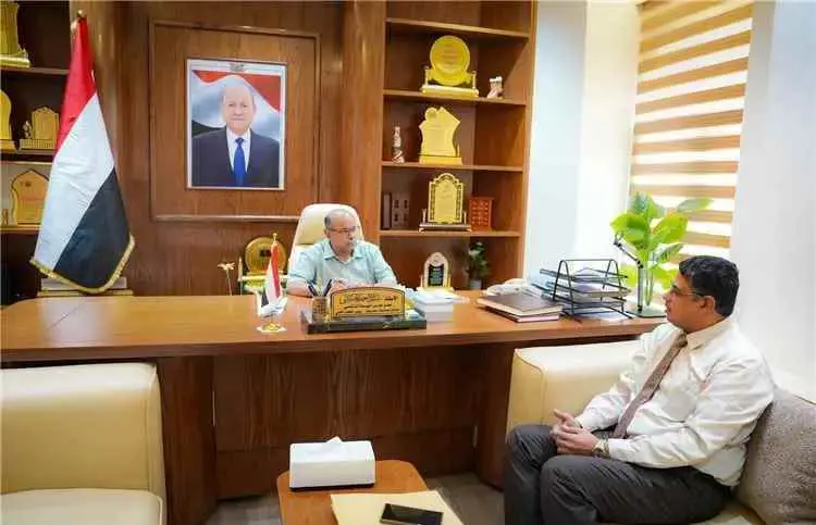 عضو مجلس القيادة الخنبشي يطّلع على تحضيرات عقد المؤتمر الطبي الدولي الخامس