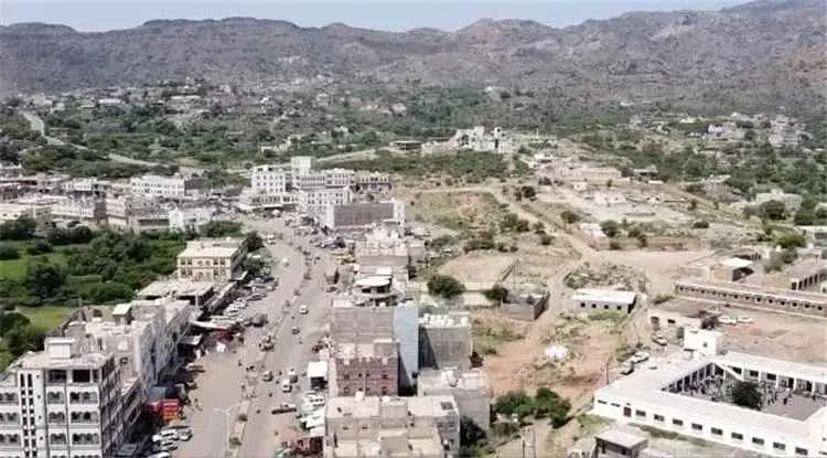 مقتل شخصين بانفجار قنبلة يدوية في الضالع أثناء الع...