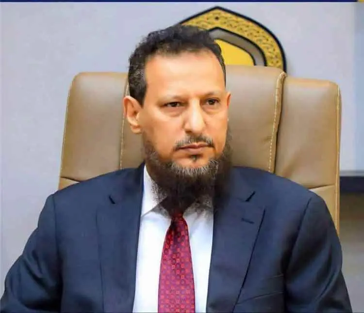 ناشط عدني: من الإنصاف منح محافظ عدن فرصة لتنفيذ مش...