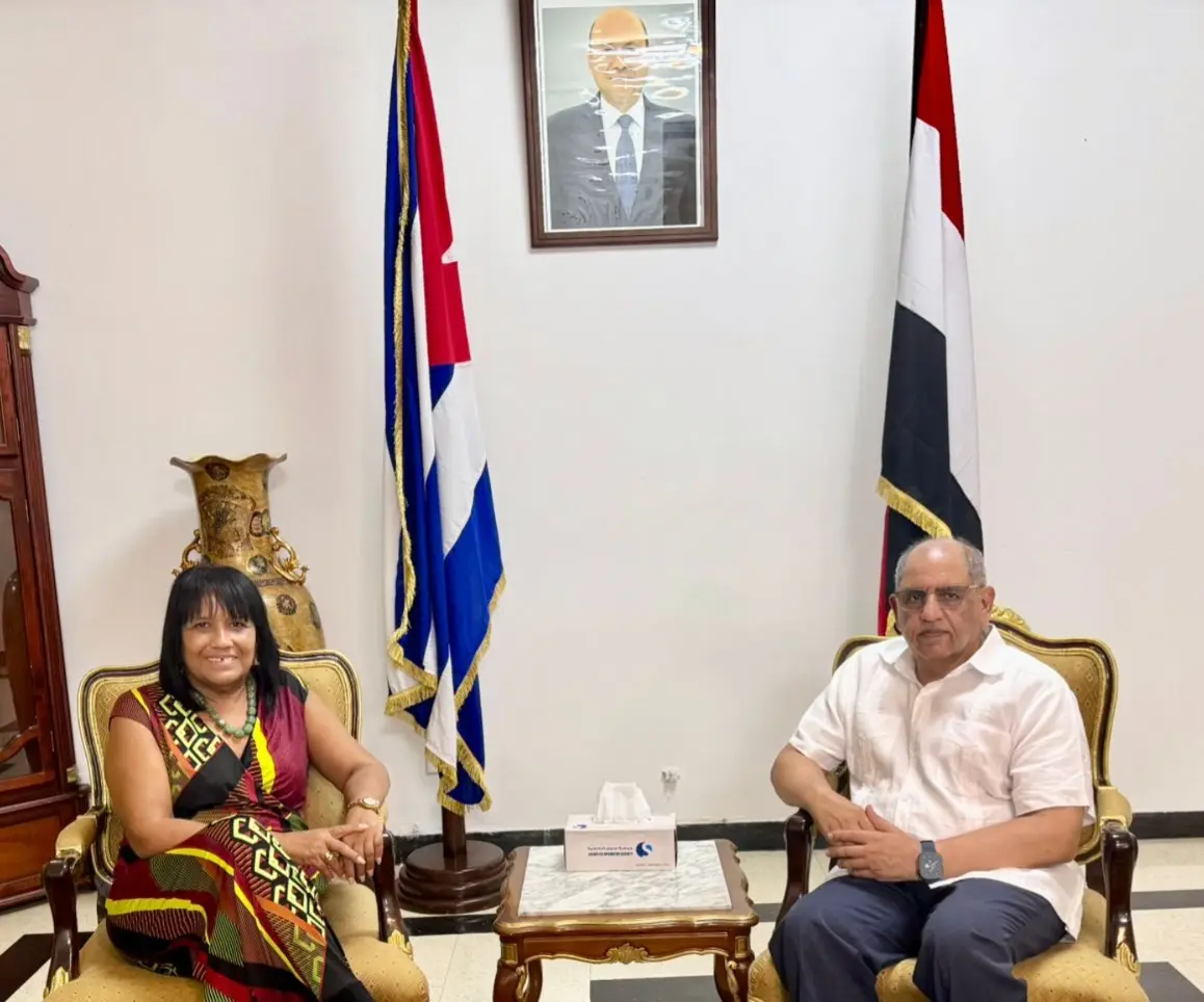 سفير اليمن يبحث مع نائبة وزير الخارجية الكوبية تعز...
