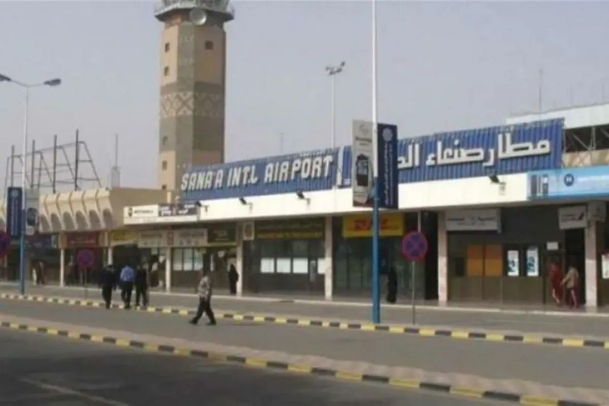مصدر أمني لوكالة خبر: مليشيا الحوثي تعتقل ضباطاً و...