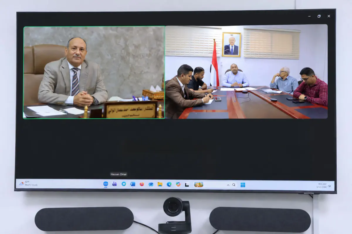 نائب وزير الصناعة والتجارة يترأس اجتماع لجنة تسيير...