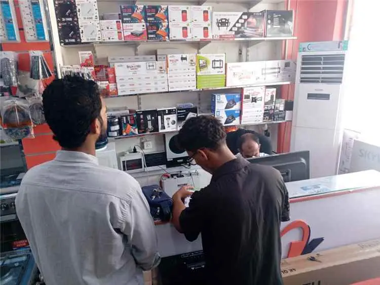 مواصلة النزولات الميدانية لفريق الأسواق التابع لمك...