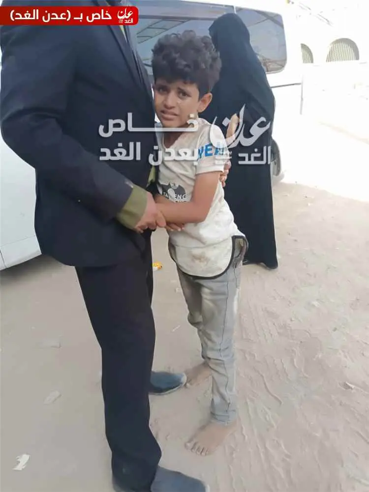 وفاة شخص وإصابة ثلاثة آخرين في حادث انقلاب سيارة ع...