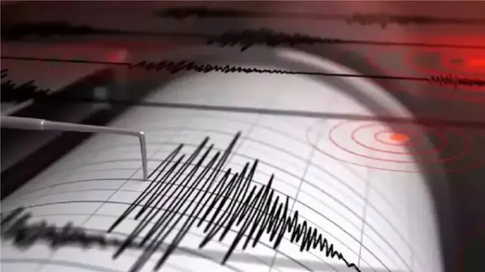 إصابة 13 شخصًا في زلزال بقوة 5.5 بالصين