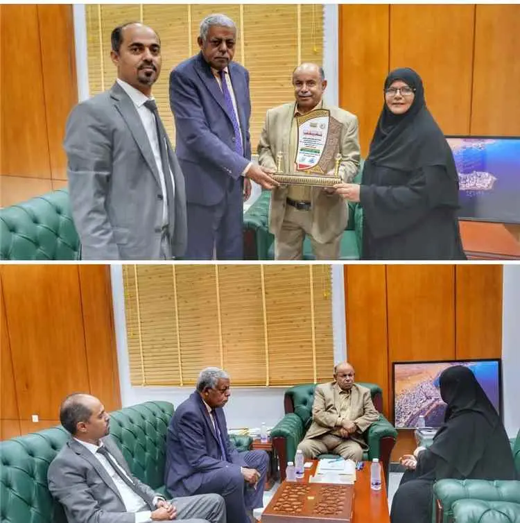 الخنبشي يطلع على جهود المجلس اليمني للتخصصات الطبي...