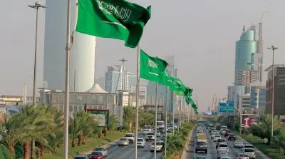 السعودية تبدأ اسقاط رخص العمالة المخالفة اعتباراً...