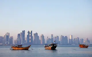 قطر توقف الأنشطة البحرية مؤقتاً حرصاً على السلامة...