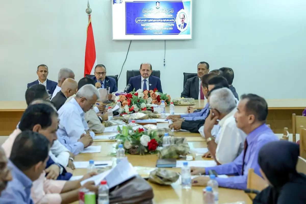 رئيس الوزراء يشدد على تعزيز ارتباط الجامعات باحتيا...