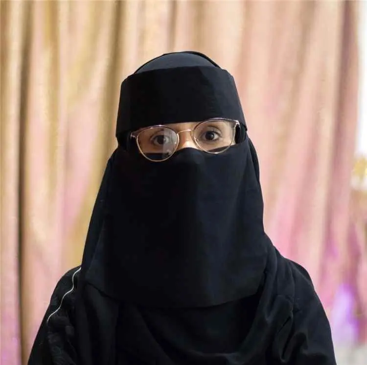 الناشطة أمة الله عبد الله تطالب بحلول استراتيجية ل...