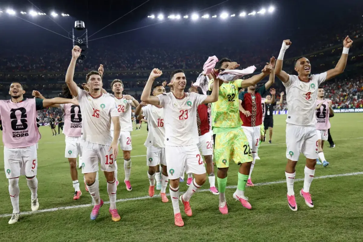 المغرب يواصل التألق: أول منتخب عربي مرتين متتاليتين في دور الـ 16 للمونديال