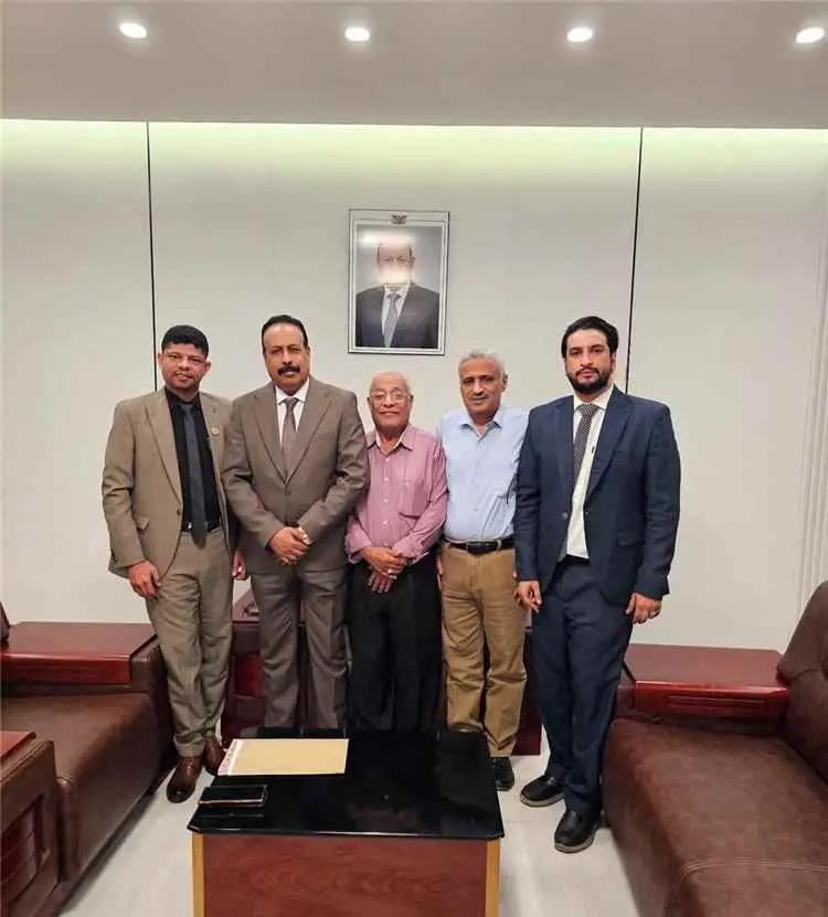 نقابة المهندسين اليمنيين بمحافظة حضرموت تلتقي وزير...