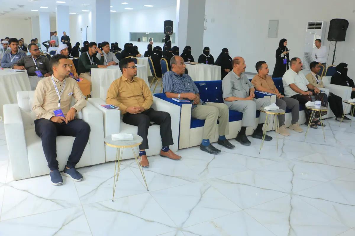 وكيل حضرموت يدشن الصالون التفاعلي لمشروع "وعي" بالتعليم الفني