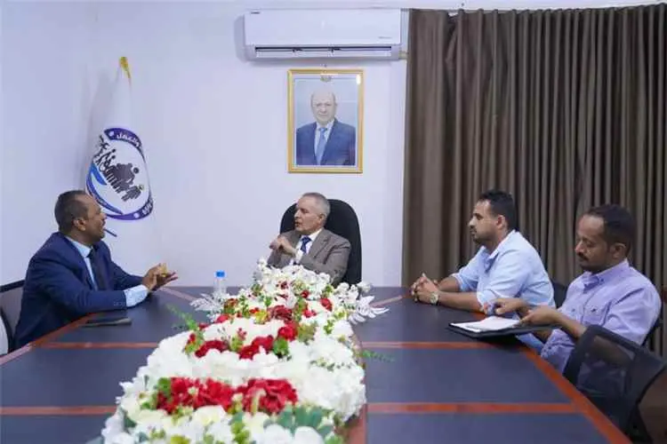 الوزير اليافعي يبحث مع مؤسسة فريدريش إيبرت دعم الن...
