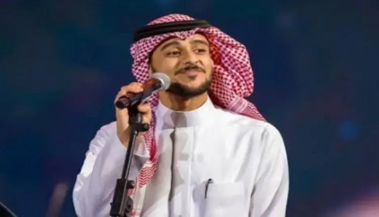 المطرب السعودي عايض يفاجئ جمهوره برسالة غامضة ويلم...