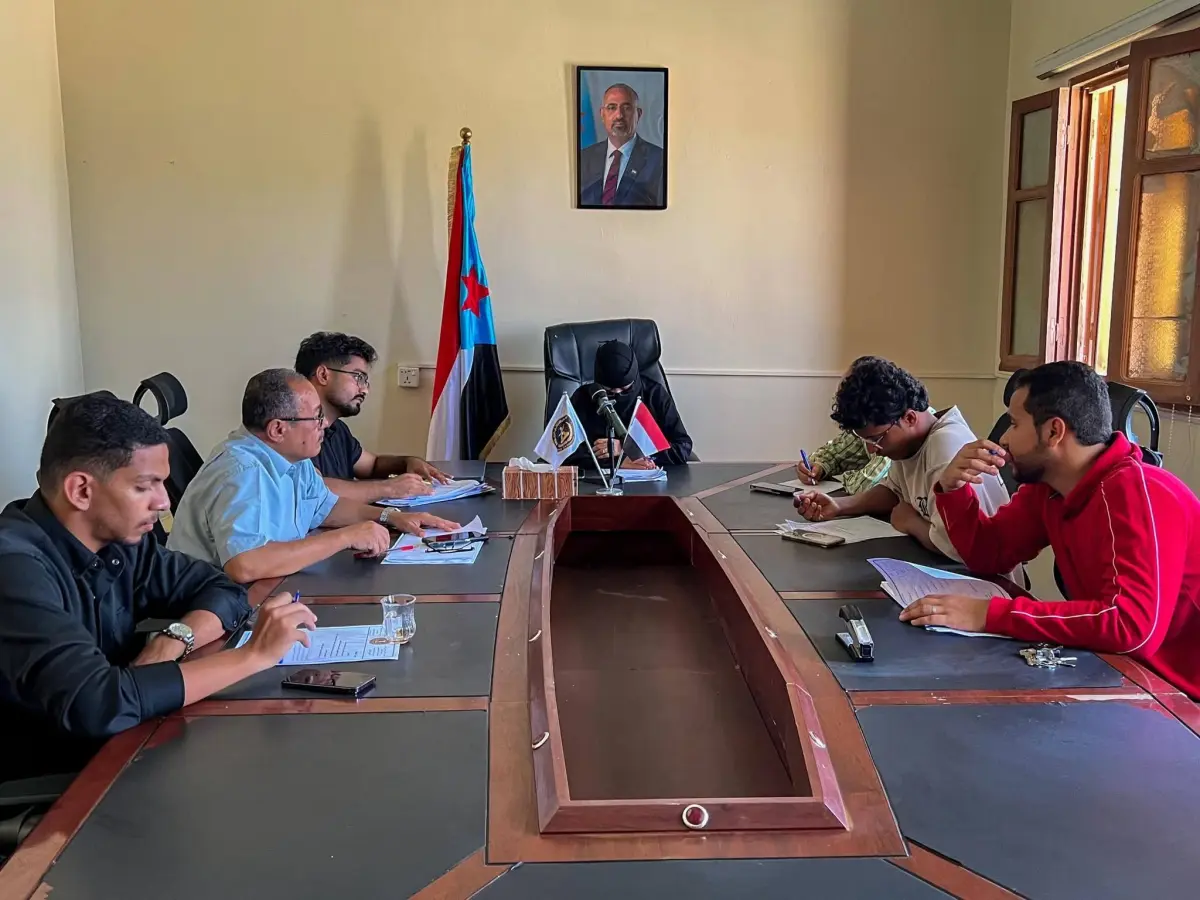 منسقية #الانتقالي بجامعة #حضرموت تناقش آلية تطوير مستوى الأداء وتعزيز المبادرات الثقافية