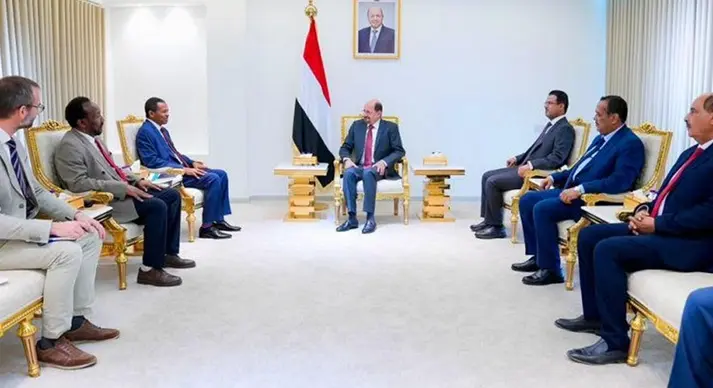 الزنداني يبحث شراكة حكومية مع برنامج الأغذية العالمي للانتقال من الإغاثة الإنسانية إلى مشاريع الصمود والتعافي المستدام