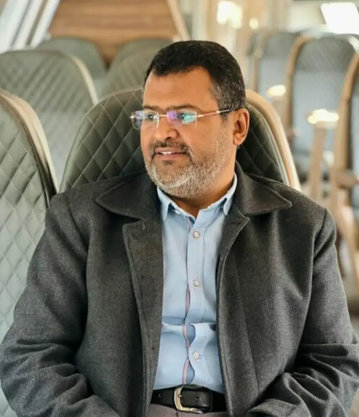 محمد الخامري يروي تعرضه لإهانة في مطار إسطنبول بسب...