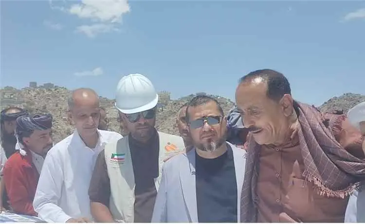 قيادة لحج تتفقد المرافق الصحية في يافع لبعوس وتدشن...