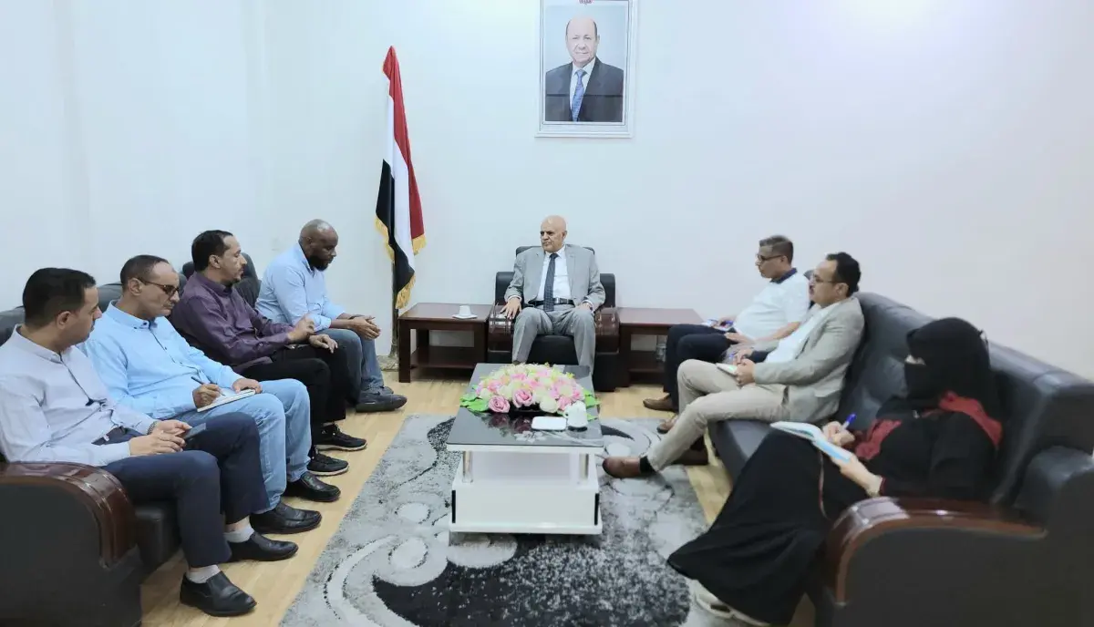 المحافظ شمسان: تعز من أكثر المناطق احتياجًا للدعم...