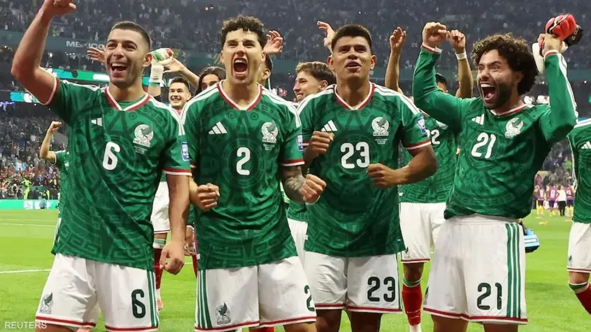 المكسيك تكسر حاجز الـ 40 عامًا وتتأهل لدور الـ 16 بكأس العالم