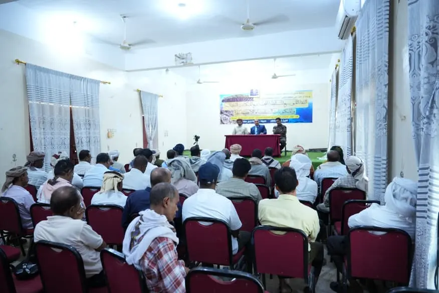 محافظ سقطرى يترأس لقاءً موسعاً للمكتب التنفيذي وال...