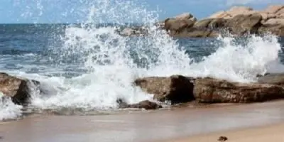 الإنذار المبكر يحذّر من البحر