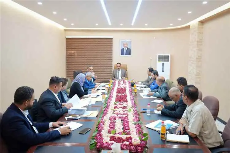 وزير الأشغال يرأس اجتماع مجلس إدارة صندوق صيانة ال...
