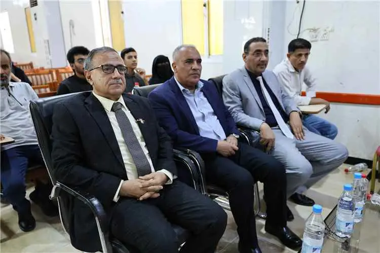 بحضور وزير التربية والتعليم.. كلية اللغات بجامعة ع...