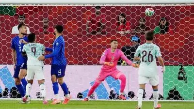 البرتغال تحسم التأهل بثنائية أمام كرواتيا