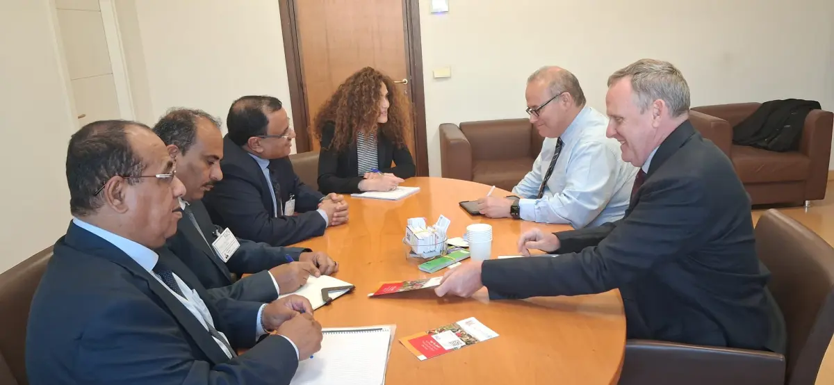 وزير الزراعة يبحث مع مسؤول بمنظمة (الفاو) تعزيز ال...