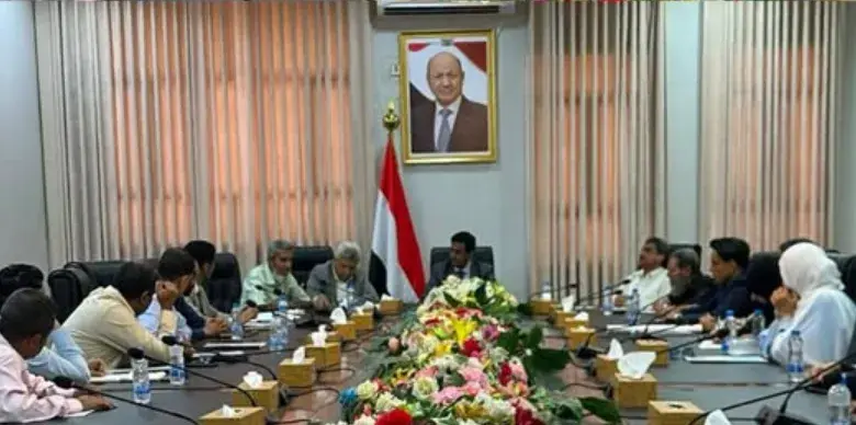 الأمانة العامة لرئاسة الوزراء تناقش خطة تأهيل كفاء...