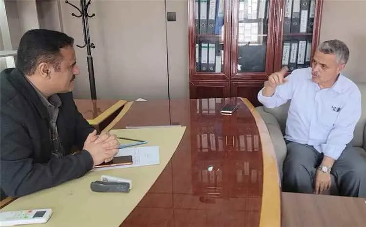 الداؤودي يناقش مع مدير أشغال عدن تنفيذ مشروع إعادة...