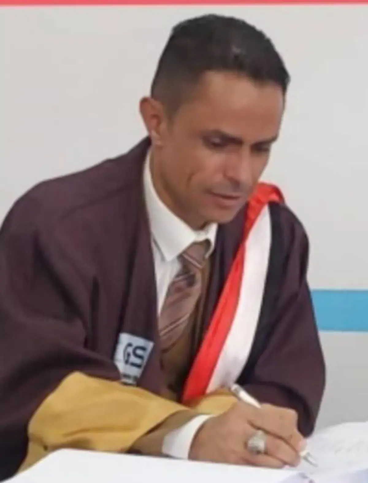 زئيرٌ عربيٌّ يزلزل عرش الكبار.. عندما تحوّل الحلم...