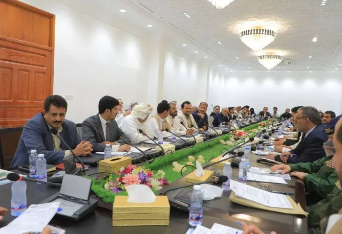 المكتب التنفيذي بمأرب يقر إجراءات لتحسين الخدمات و...