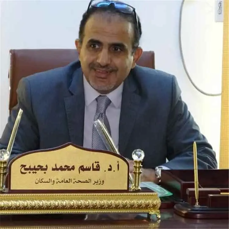 وزير الصحة يوجه بتكثيف الرقابة على المنشآت الصحية الحكومية والخاصة