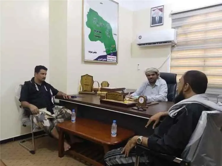 مدير عام المسيلة يترأس اجتماع اللجنة الأمنية لمناق...