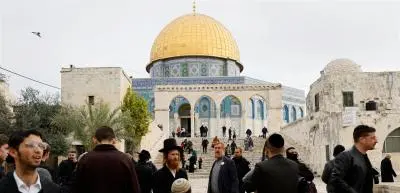26 اقتحاماً للأقصى و84 منعاً للأذان خلال يونيو